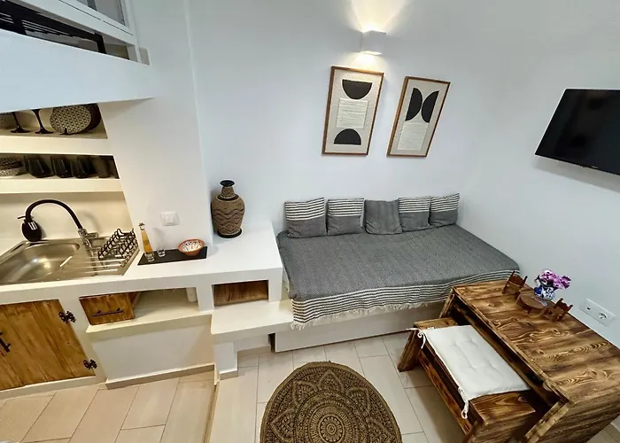 Babatseratsi Skyrian Studio 2