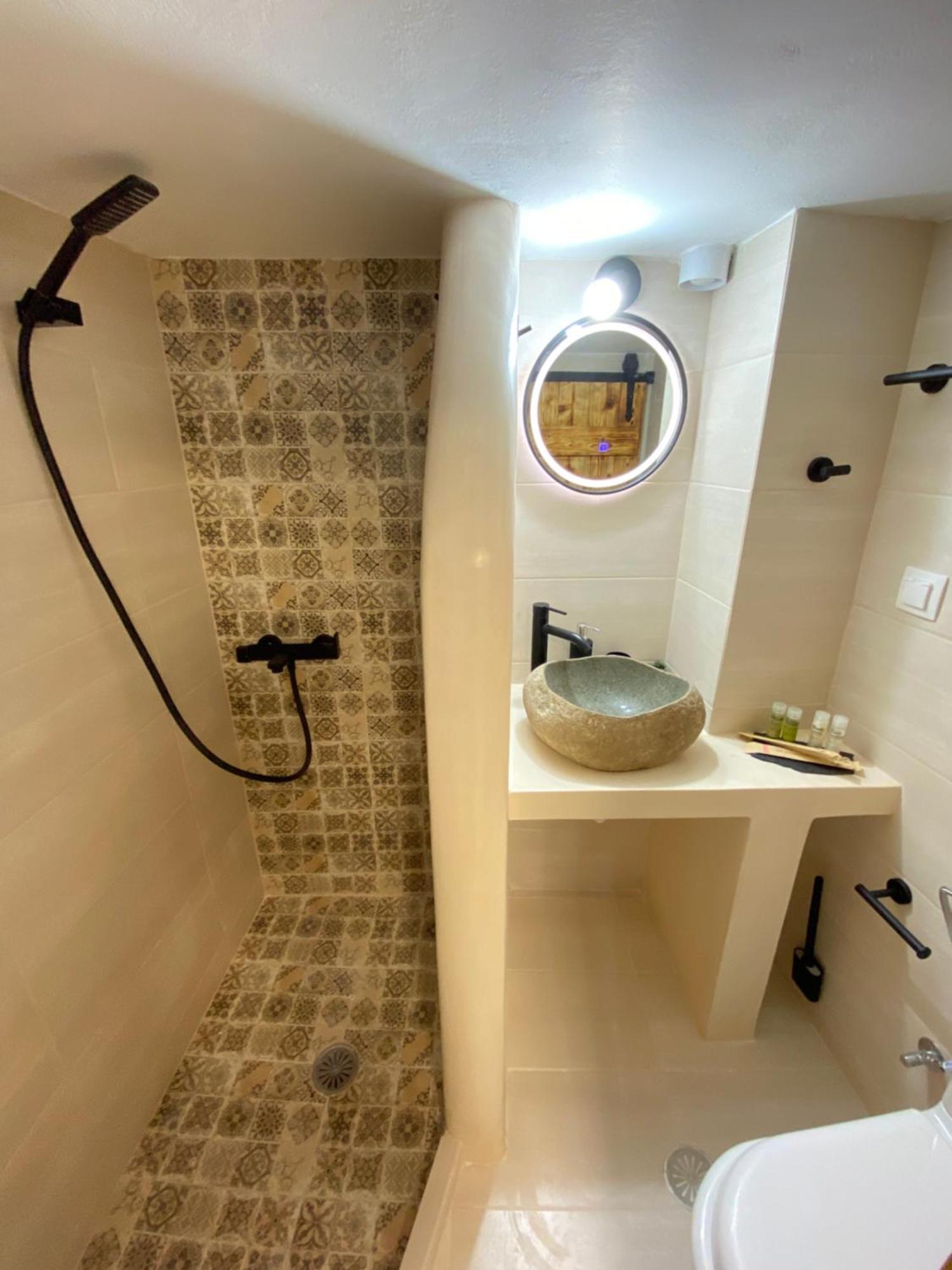 Babatseratsi Skyrian 2 Apartment *