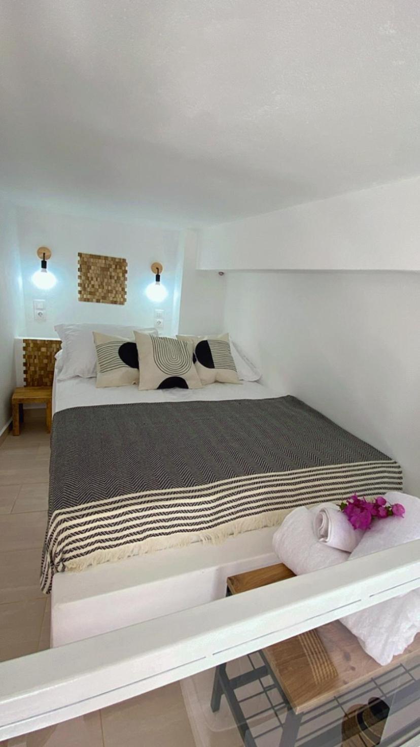 Babatseratsi Skyrian 2 Apartment Skyros