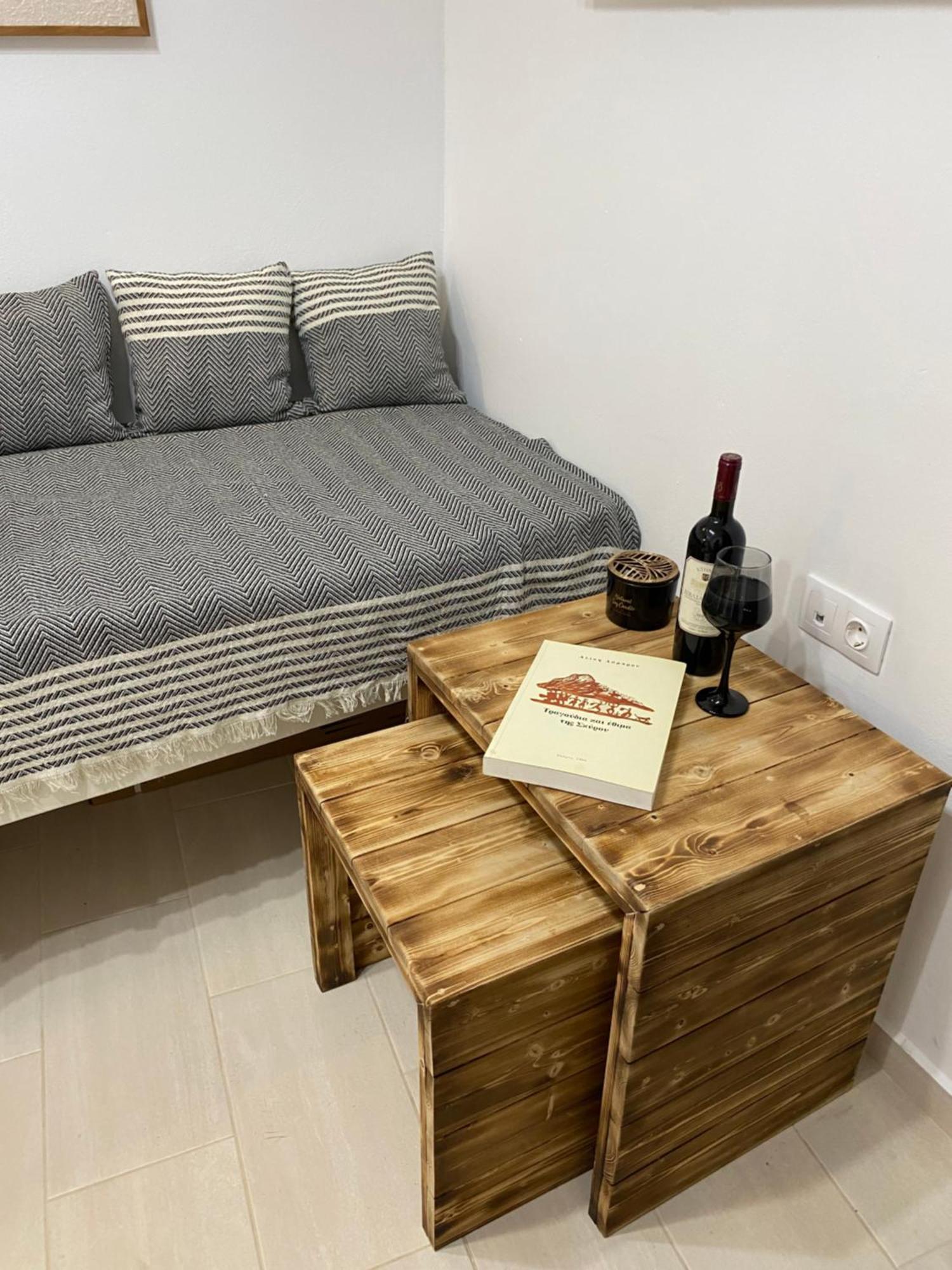 Apartment Babatseratsi Skyrian 2