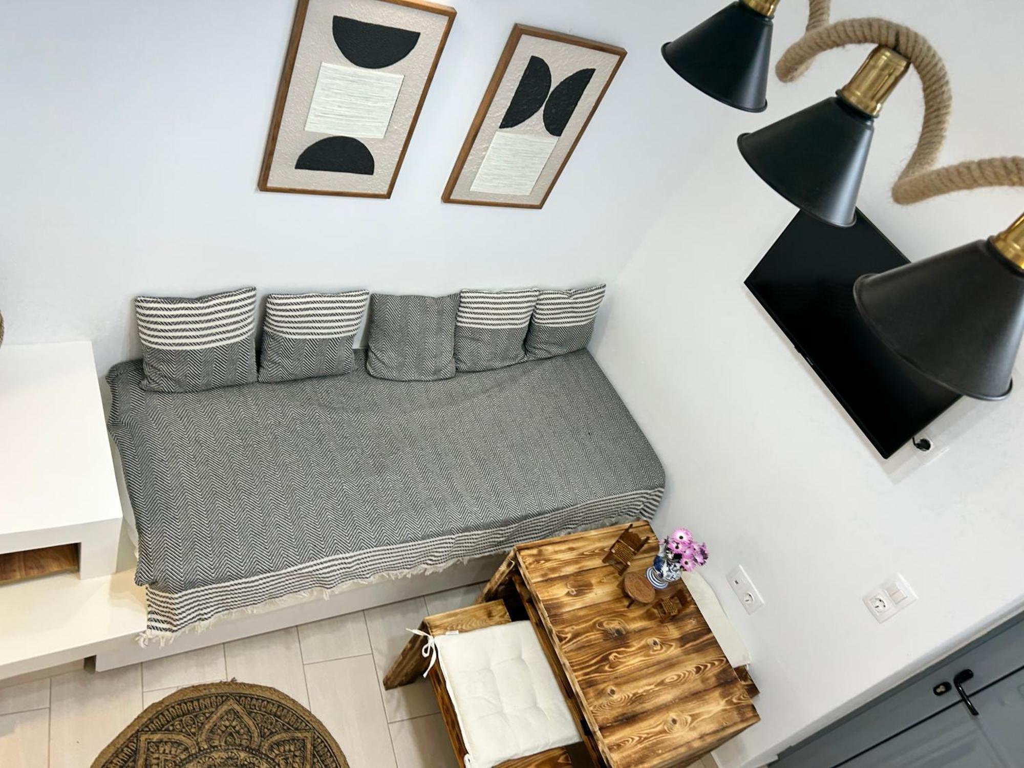 Babatseratsi Skyrian 2 Apartment Skyros